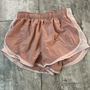 Nike Tempo
Women's Brief-Lined Running Shorts